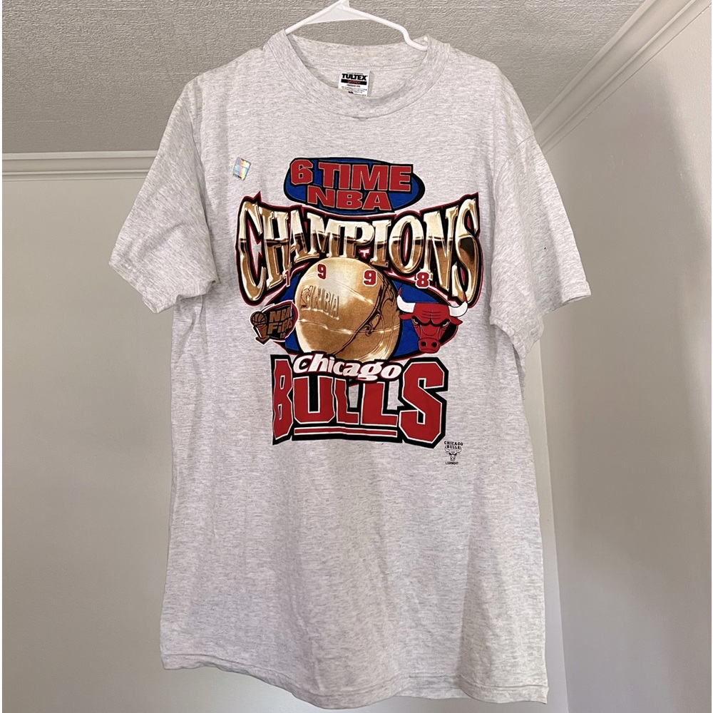 Vintage 1998 Chicago Bulls “6Rings” Shirt